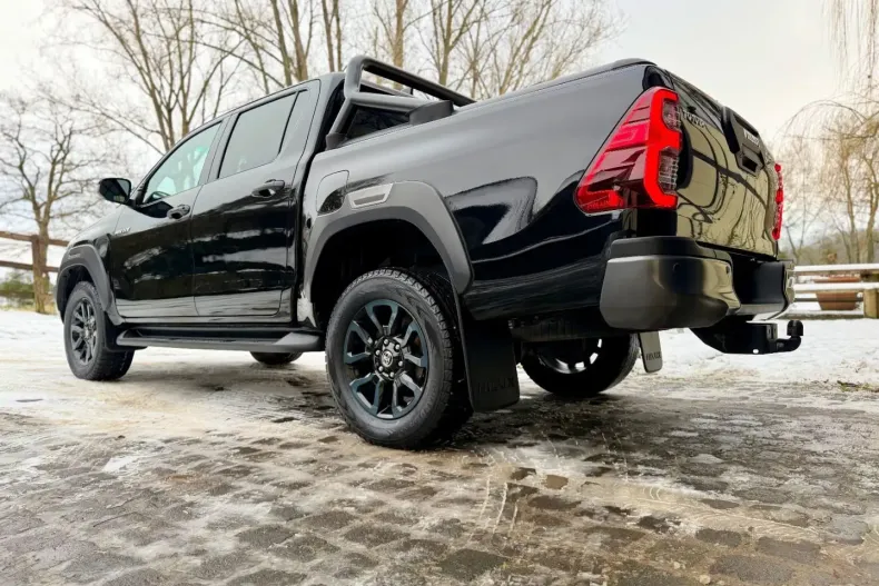 Toyota Hilux din 2024 cu 42.987 km - oferta TOY172674 - foto 21