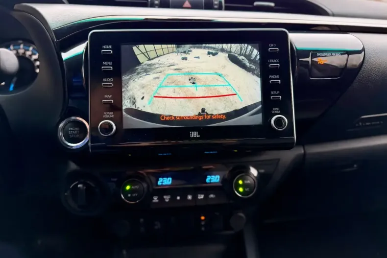 Toyota Hilux din 2024 cu 42.987 km - oferta TOY172674 - foto 23