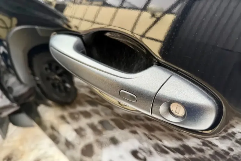 Toyota Hilux din 2024 cu 42.987 km - oferta TOY172674 - foto 29