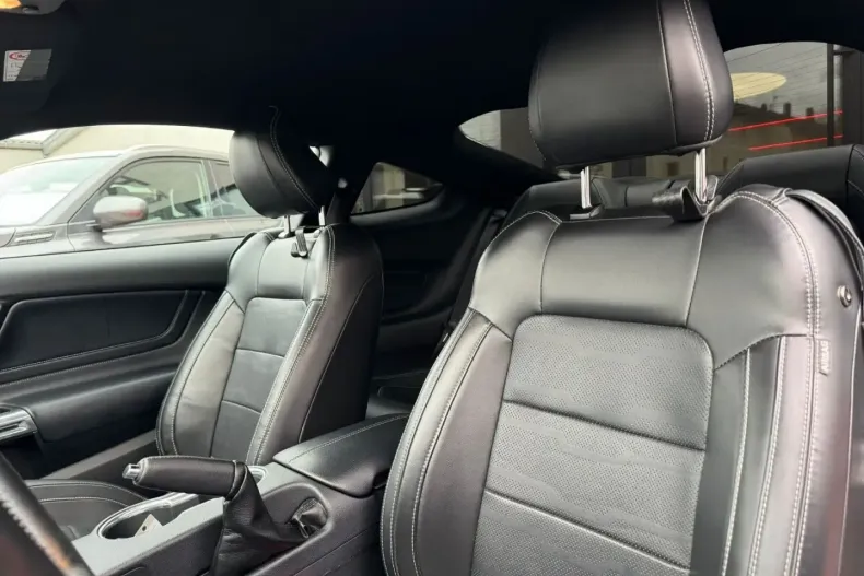 Ford Mustang din 2021 cu 39.453 km - oferta FOR172676 - foto 10