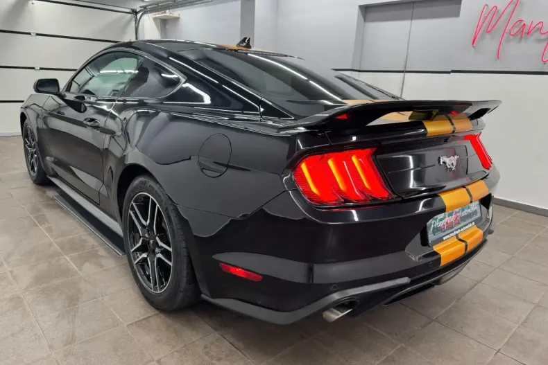 Ford Mustang din 2022 cu 37.810 km - oferta FOR172679 - foto 4