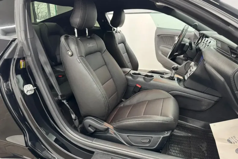 Ford Mustang din 2022 cu 37.810 km - oferta FOR172679 - foto 16