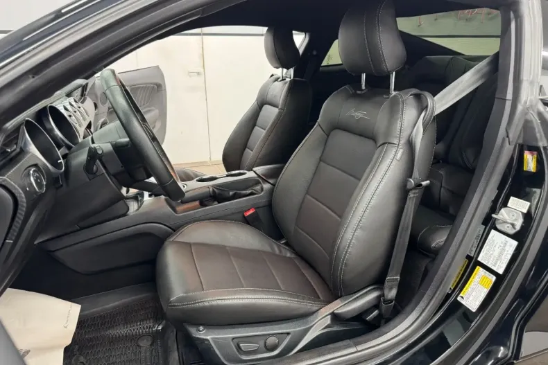 Ford Mustang din 2022 cu 37.810 km - oferta FOR172679 - foto 19