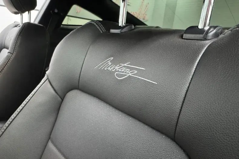 Ford Mustang din 2022 cu 37.810 km - oferta FOR172679 - foto 21