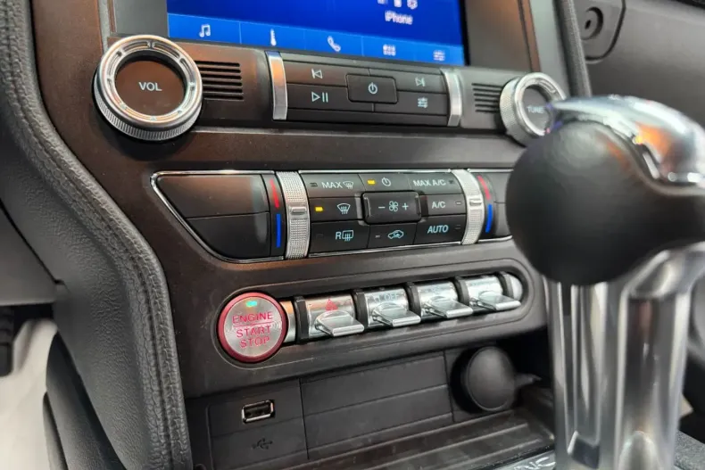 Ford Mustang din 2022 cu 37.810 km - oferta FOR172679 - foto 27