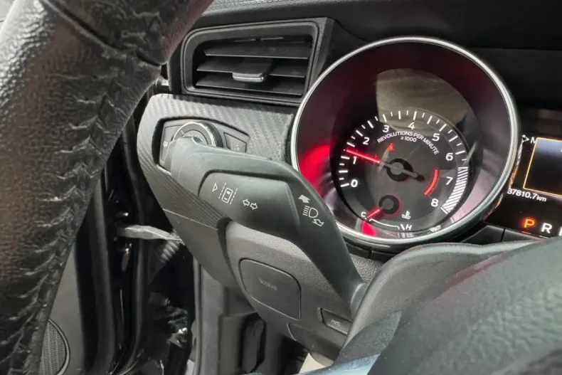 Ford Mustang din 2022 cu 37.810 km - oferta FOR172679 - foto 29