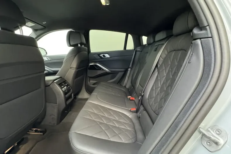 BMW X6 din 2024 cu 5.900 km - oferta BMW172681 - foto 17