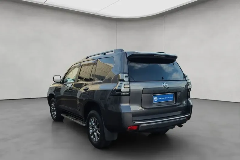 Toyota Land Cruiser din 2023 cu 8.058 km - oferta TOY172686 - foto 3