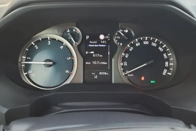 Toyota Land Cruiser din 2023 cu 8.058 km - oferta TOY172686 - foto 12