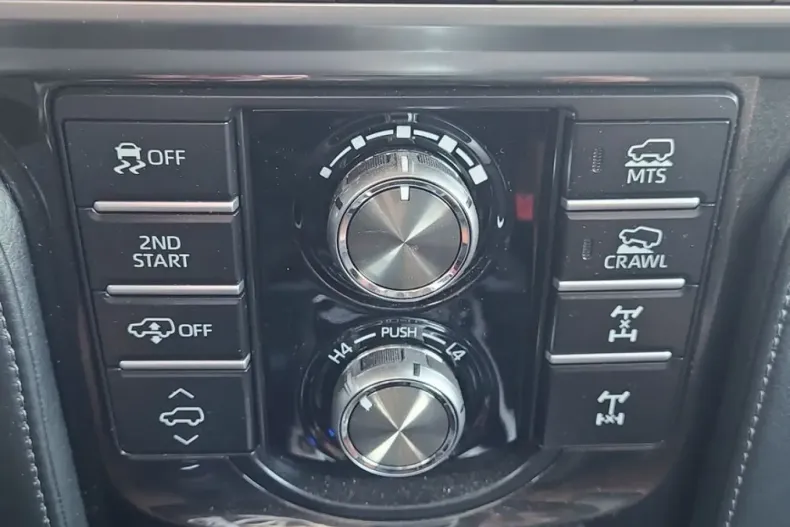 Toyota Land Cruiser din 2023 cu 8.058 km - oferta TOY172686 - foto 15