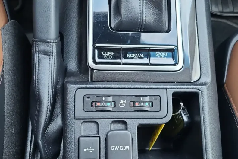 Toyota Land Cruiser din 2023 cu 8.058 km - oferta TOY172686 - foto 17