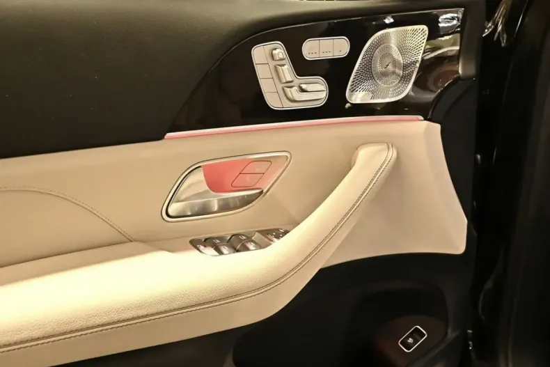 Mercedes-Benz GLS 580 din 2024 cu 15.900 km - oferta MER172702 - foto 2