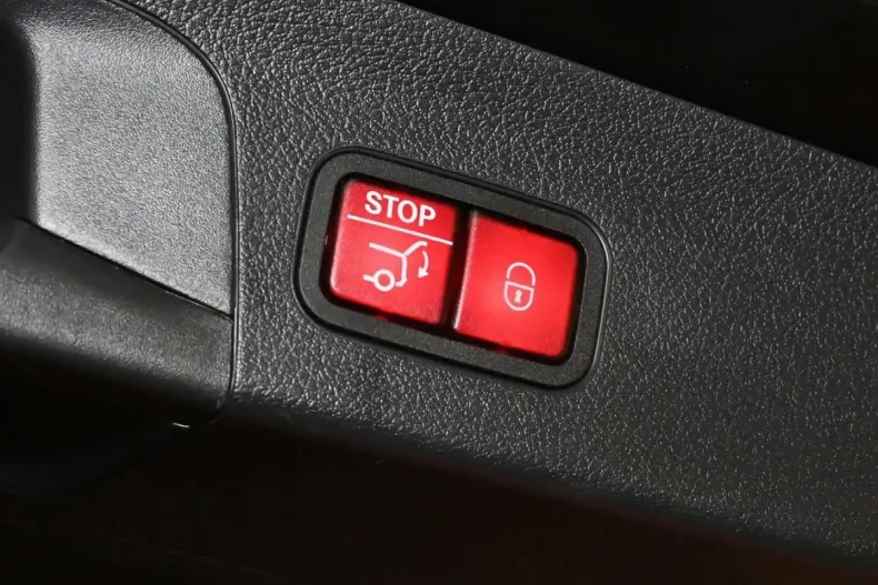 Mercedes-Benz GLS 580 din 2024 cu 15.900 km - oferta MER172702 - foto 23