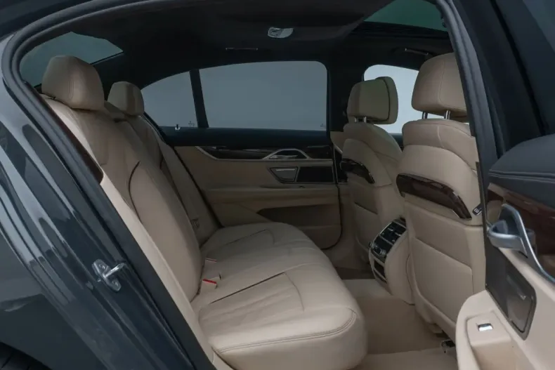 BMW 740 din 2021 cu 99.800 km - oferta BMW172718 - foto 25