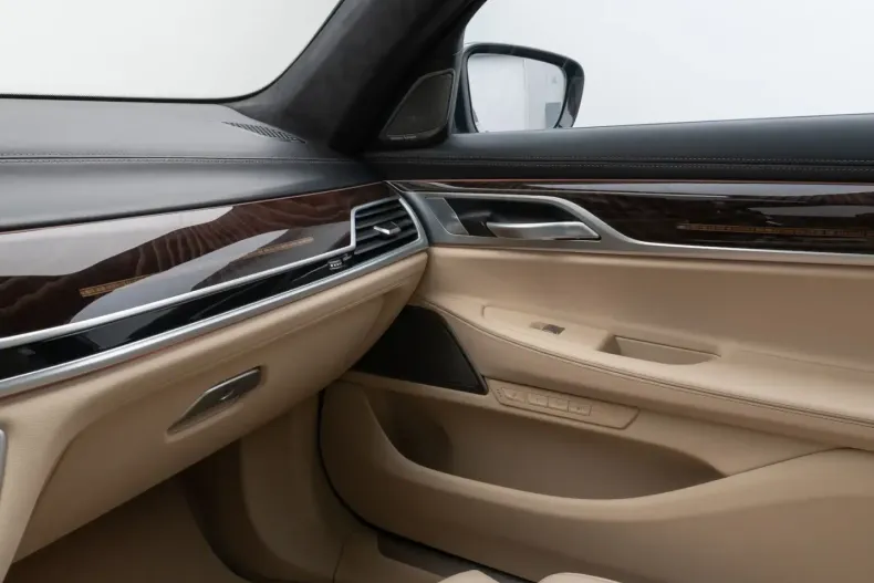 BMW 740 din 2021 cu 99.800 km - oferta BMW172718 - foto 33