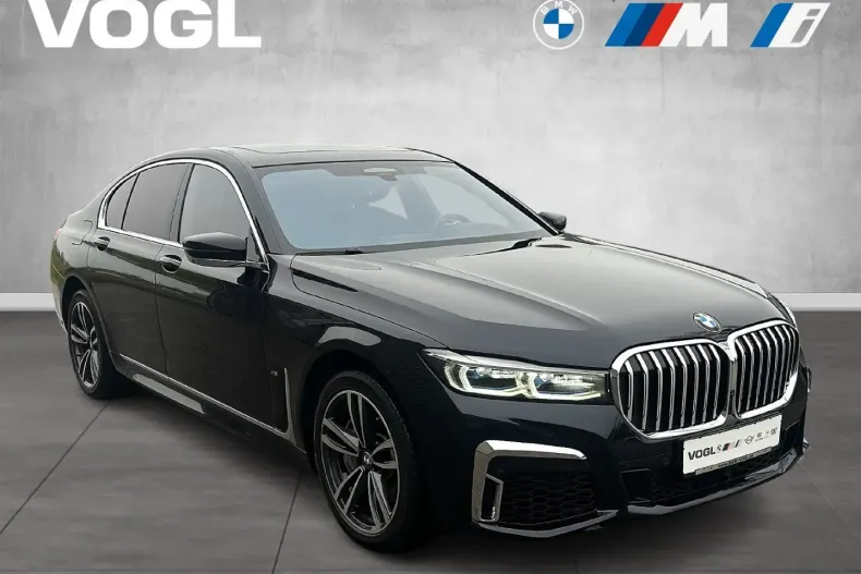 BMW 750 din 2021 cu 65.281 km - oferta BMW172719 - foto 1