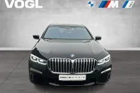 BMW 750 din 2021 cu 65.281 km - oferta BMW172719 - foto 2