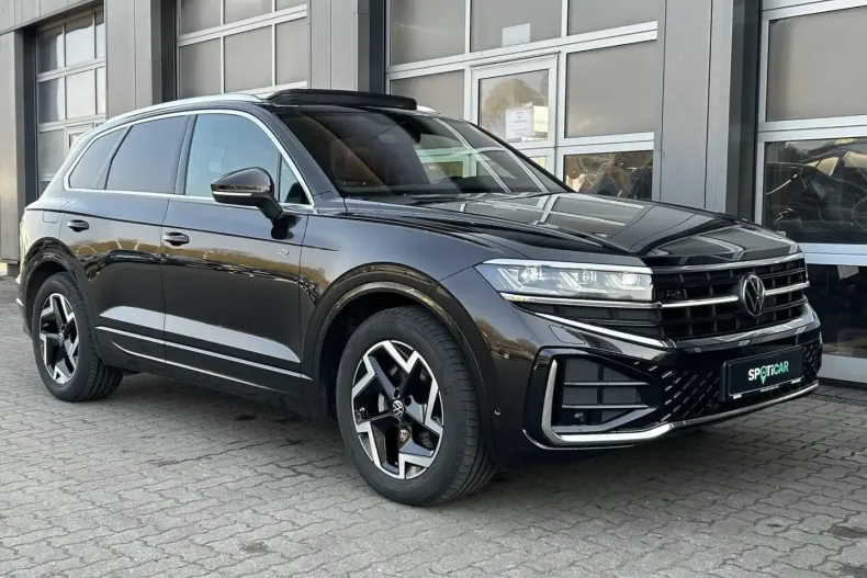 Volkswagen Touareg din 2023 cu 29.987 km - oferta VOL172720 - foto 8