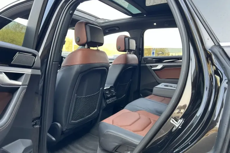 Volkswagen Touareg din 2023 cu 29.987 km - oferta VOL172720 - foto 14