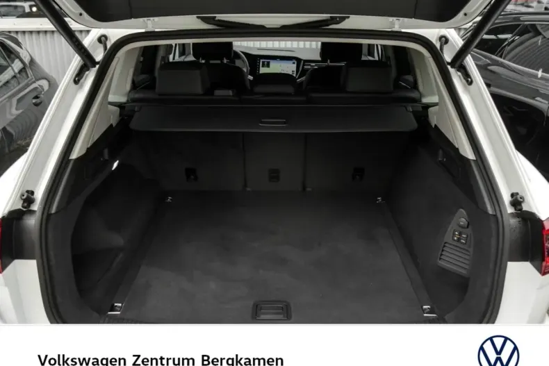 Volkswagen Touareg din 2024 cu 25.042 km - oferta VOL172723 - foto 15