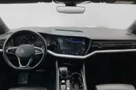 Volkswagen Touareg din 2022 cu 70.641 km - oferta VOL172727 - foto 4