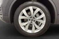 Volkswagen Touareg din 2022 cu 70.641 km - oferta VOL172727 - foto 6