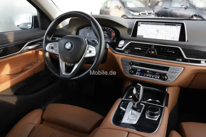 BMW 740 din 2021 cu 91.589 km - oferta BMW172729 - foto 4