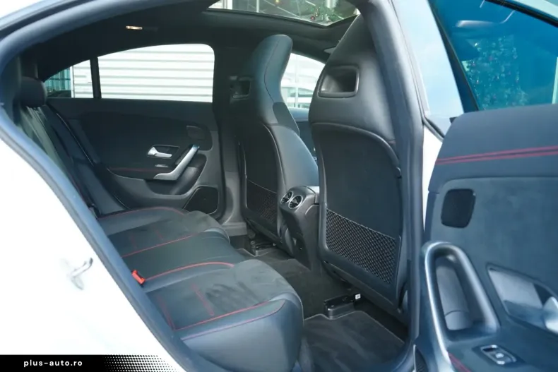 Mercedes-Benz CLA 220 din 2021 cu 90.000 km - oferta MER172733 - foto 27