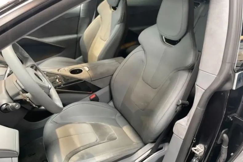 Lotus Eletre din 2023 cu 9.999 km - oferta LOT172738 - foto 12