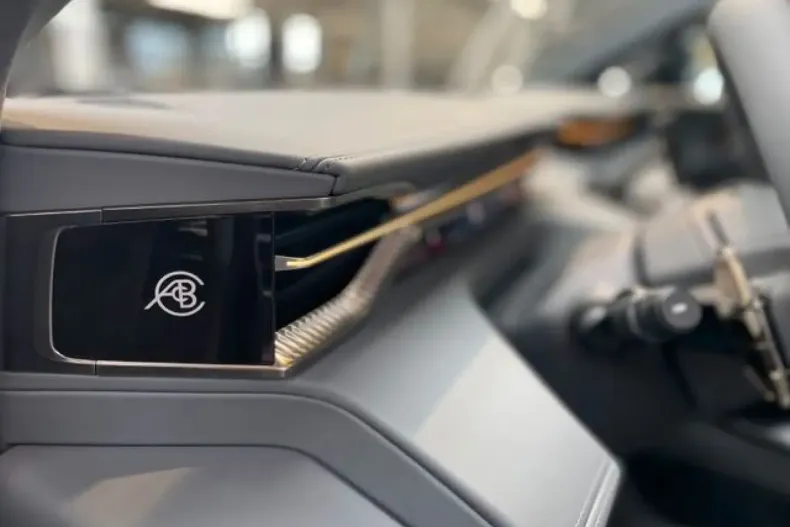 Lotus Eletre din 2023 cu 9.999 km - oferta LOT172738 - foto 17