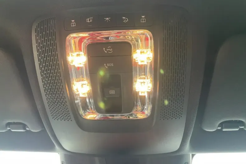 Mercedes-Benz GLA 220 din 2023 cu 39.300 km - oferta MER172739 - foto 23