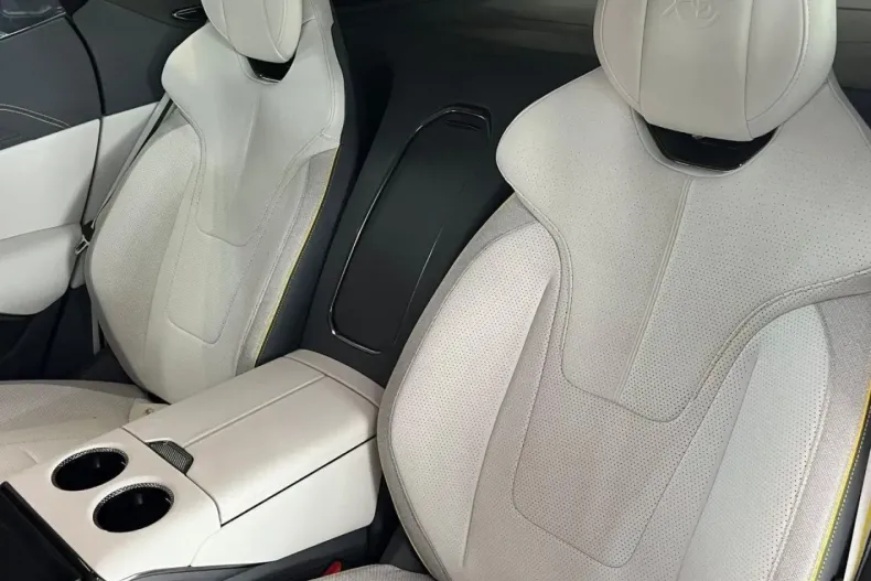 Lotus Eletre din 2025 cu 9.000 km - oferta LOT172740 - foto 8