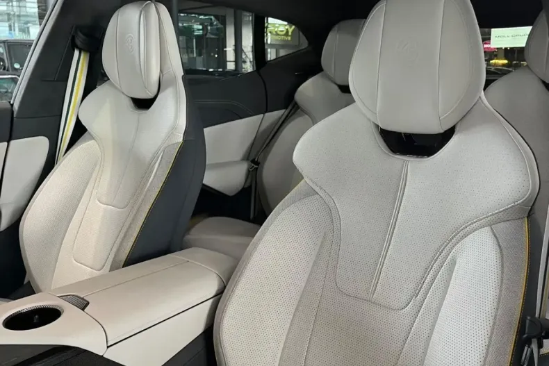 Lotus Eletre din 2025 cu 9.000 km - oferta LOT172740 - foto 9