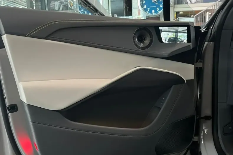 Lotus Eletre din 2025 cu 9.000 km - oferta LOT172740 - foto 14