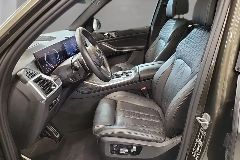 BMW X7 din 2023 cu 71.890 km - oferta BMW172742 - foto 8