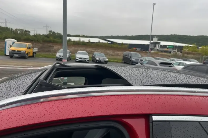 Mercedes-Benz EQA din 2024 cu 10.516 km - oferta MER172743 - foto 23