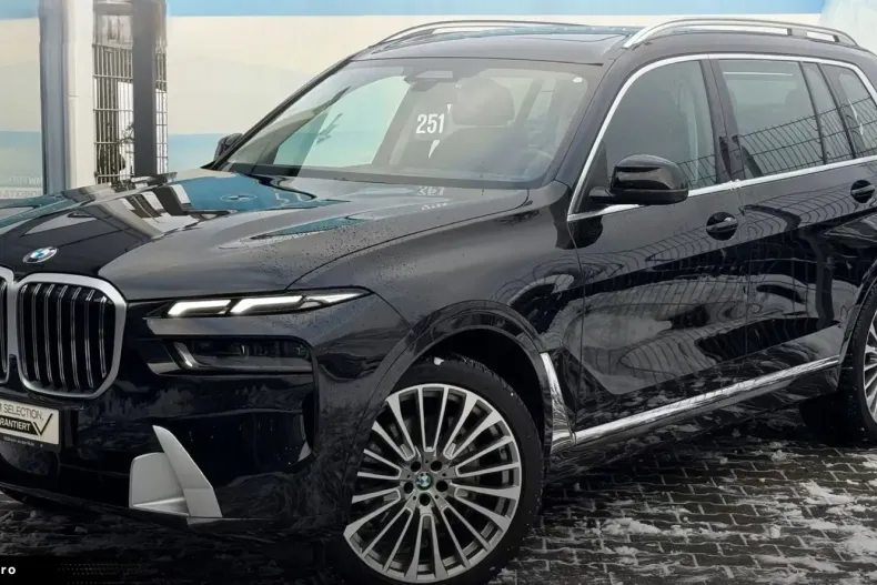 BMW X7 din 2023 cu 87.490 km - oferta BMW172747 - foto 1