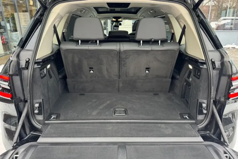 BMW X7 din 2023 cu 87.490 km - oferta BMW172747 - foto 15