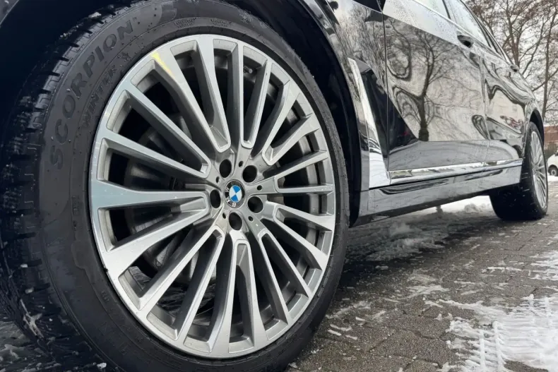 BMW X7 din 2023 cu 87.490 km - oferta BMW172747 - foto 30