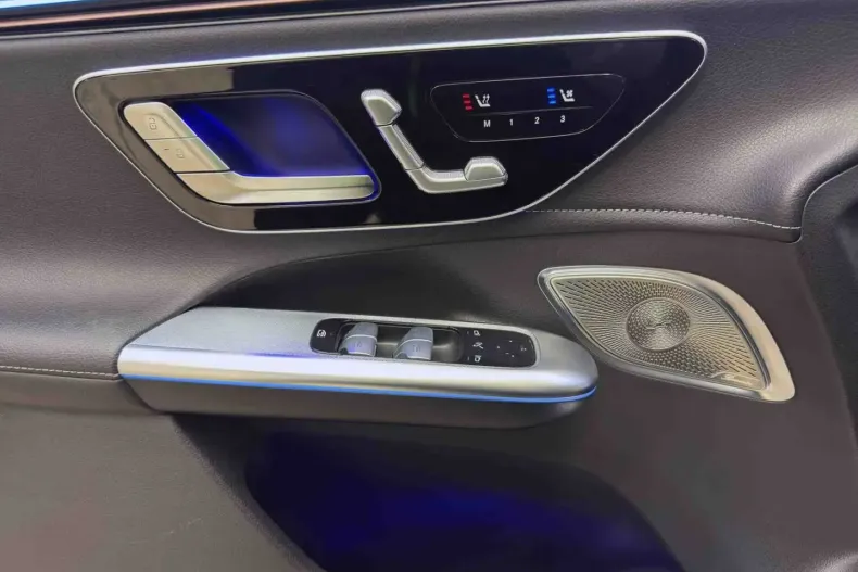 Mercedes-Benz EQE SUV din 2023 cu 20.826 km - oferta MER172765 - foto 6