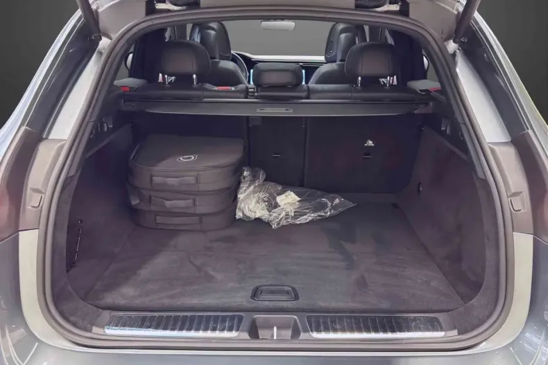 Mercedes-Benz EQE SUV din 2023 cu 18.864 km - oferta MER172766 - foto 11