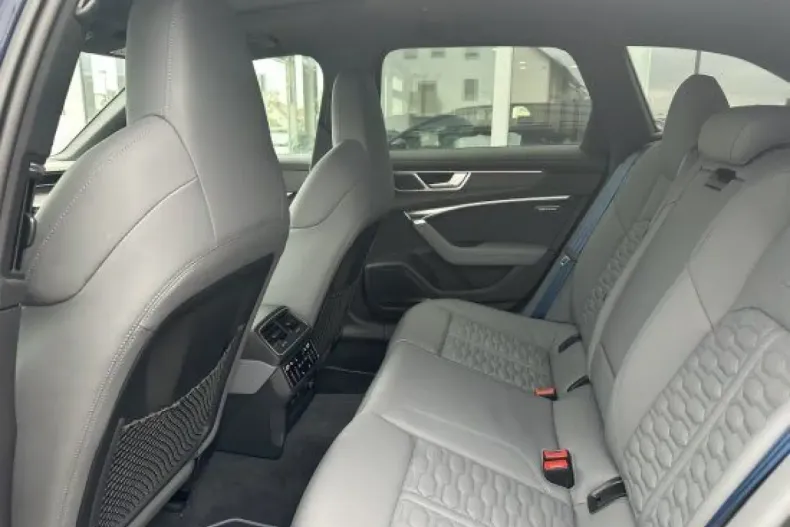 Audi RS6 din 2023 cu 23.183 km - oferta AUD172771 - foto 10