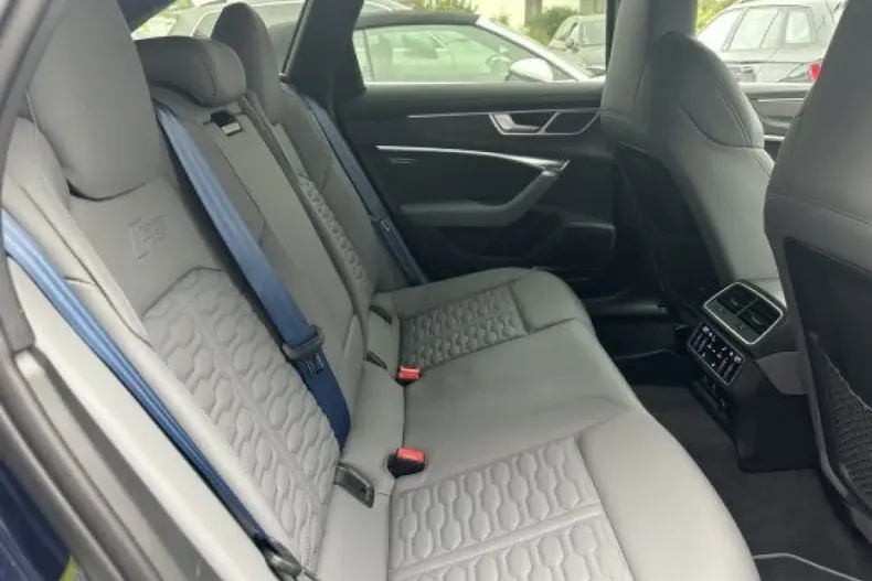 Audi RS6 din 2023 cu 23.183 km - oferta AUD172771 - foto 13