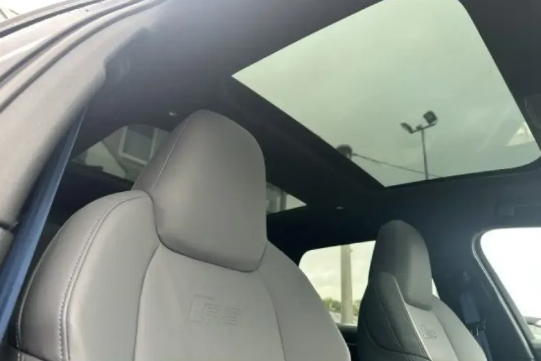 Audi RS6 din 2023 cu 23.183 km - oferta AUD172771 - foto 16