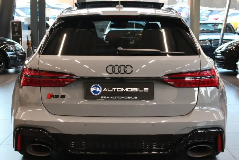 Audi RS6 din 2022 cu 55.900 km - oferta AUD172773 - foto 6