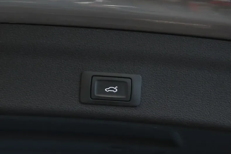 Audi RS6 din 2022 cu 55.900 km - oferta AUD172773 - foto 8