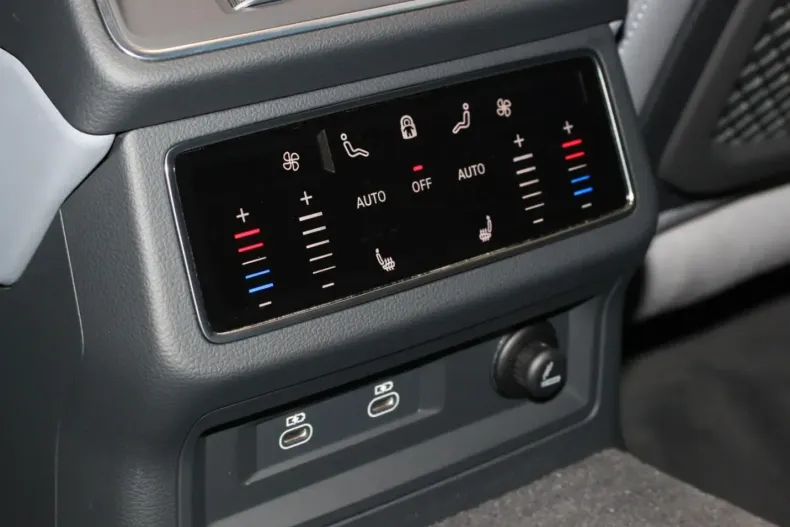 Audi RS6 din 2022 cu 55.900 km - oferta AUD172773 - foto 13