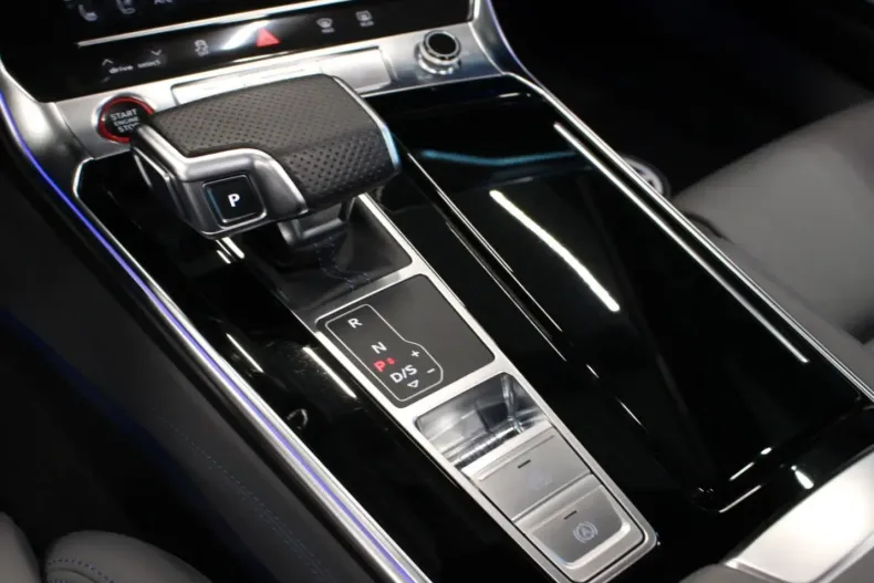 Audi RS6 din 2022 cu 55.900 km - oferta AUD172773 - foto 14