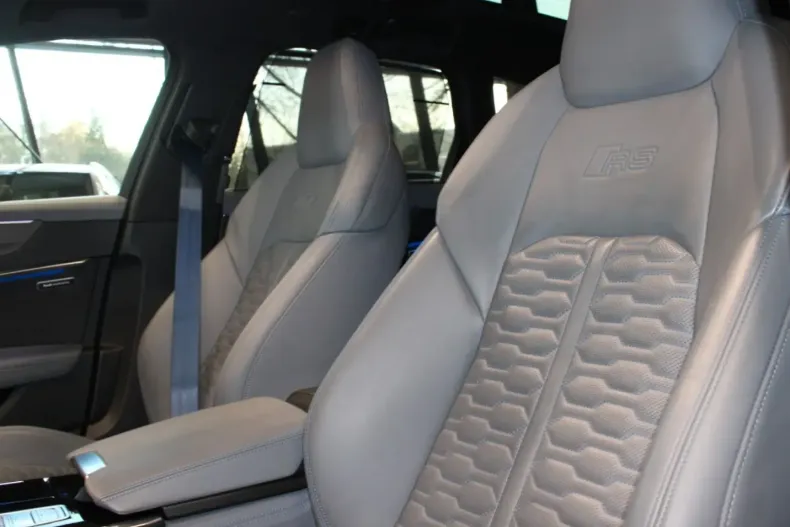 Audi RS6 din 2022 cu 55.900 km - oferta AUD172773 - foto 20