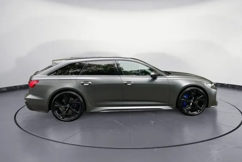 Audi RS6 din 2021 cu 74.673 km - oferta AUD172774 - foto 4